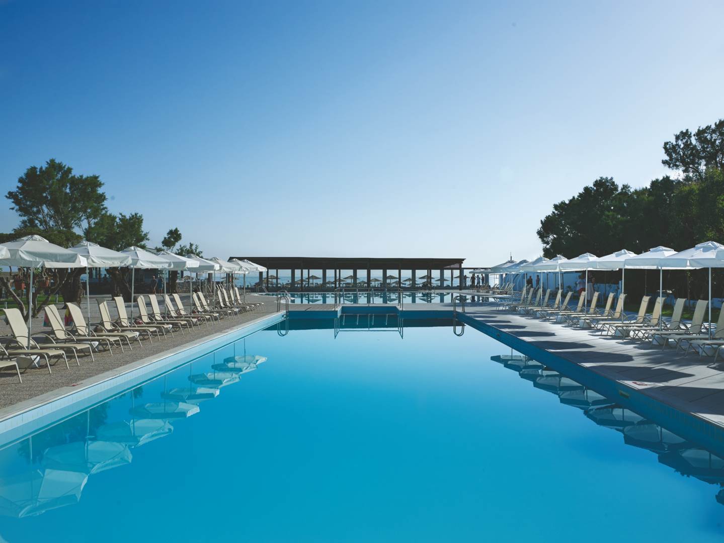 Atlantica Akti Zeus Hotel 