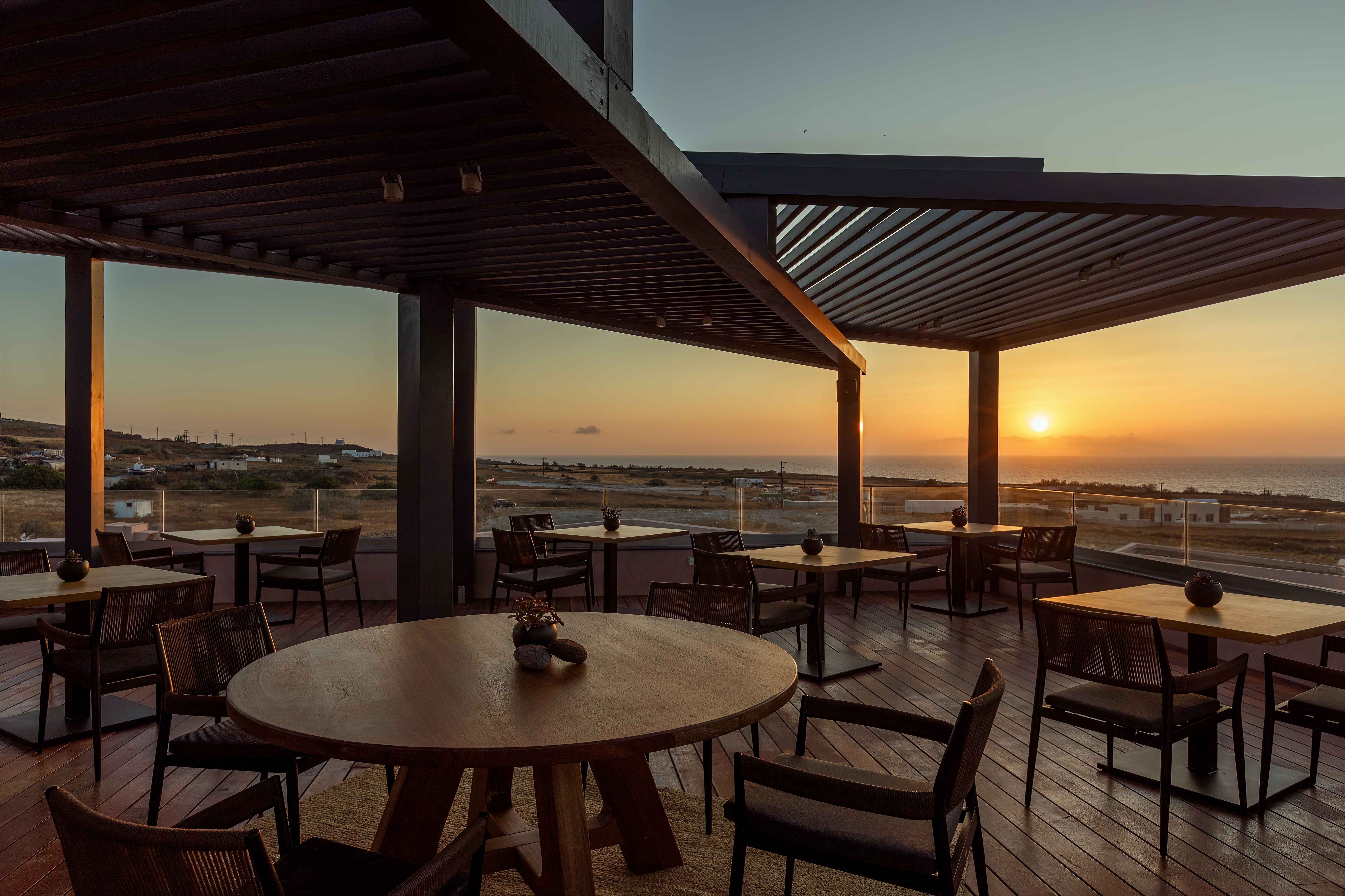 Domes Novos Santorini Autograph Collection