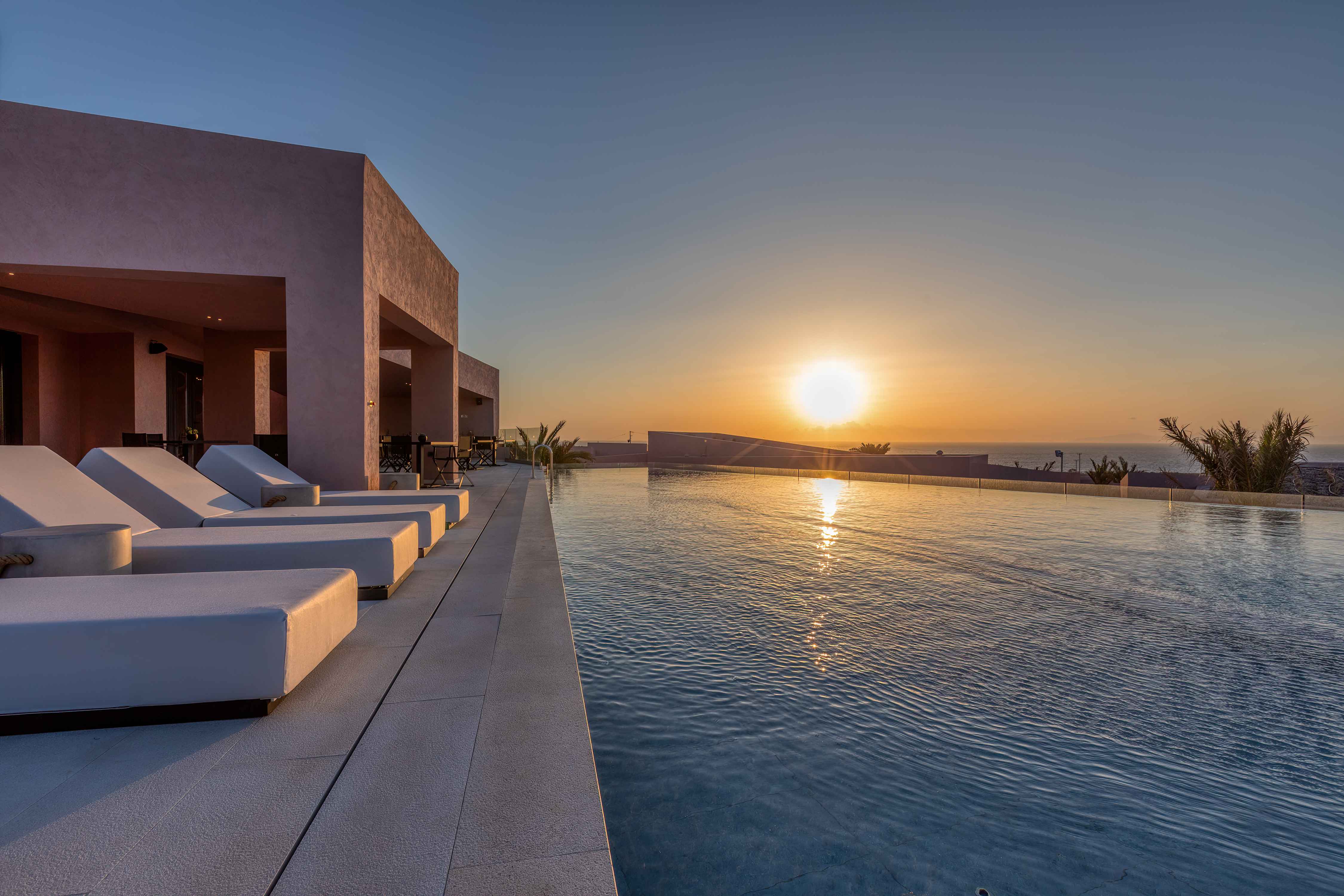 Domes Novos Santorini Autograph Collection