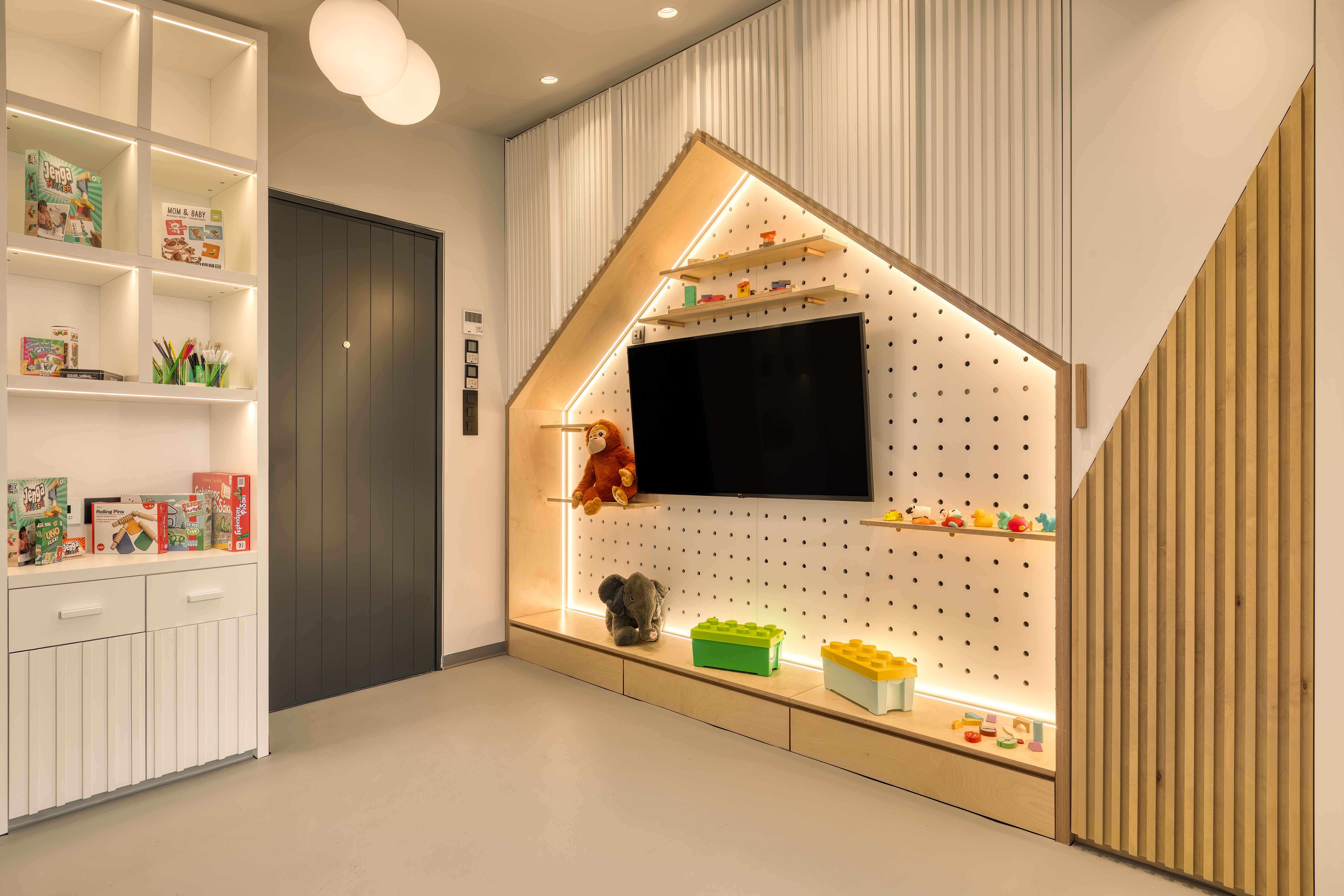 Domes Novos Santorini Autograph Collection