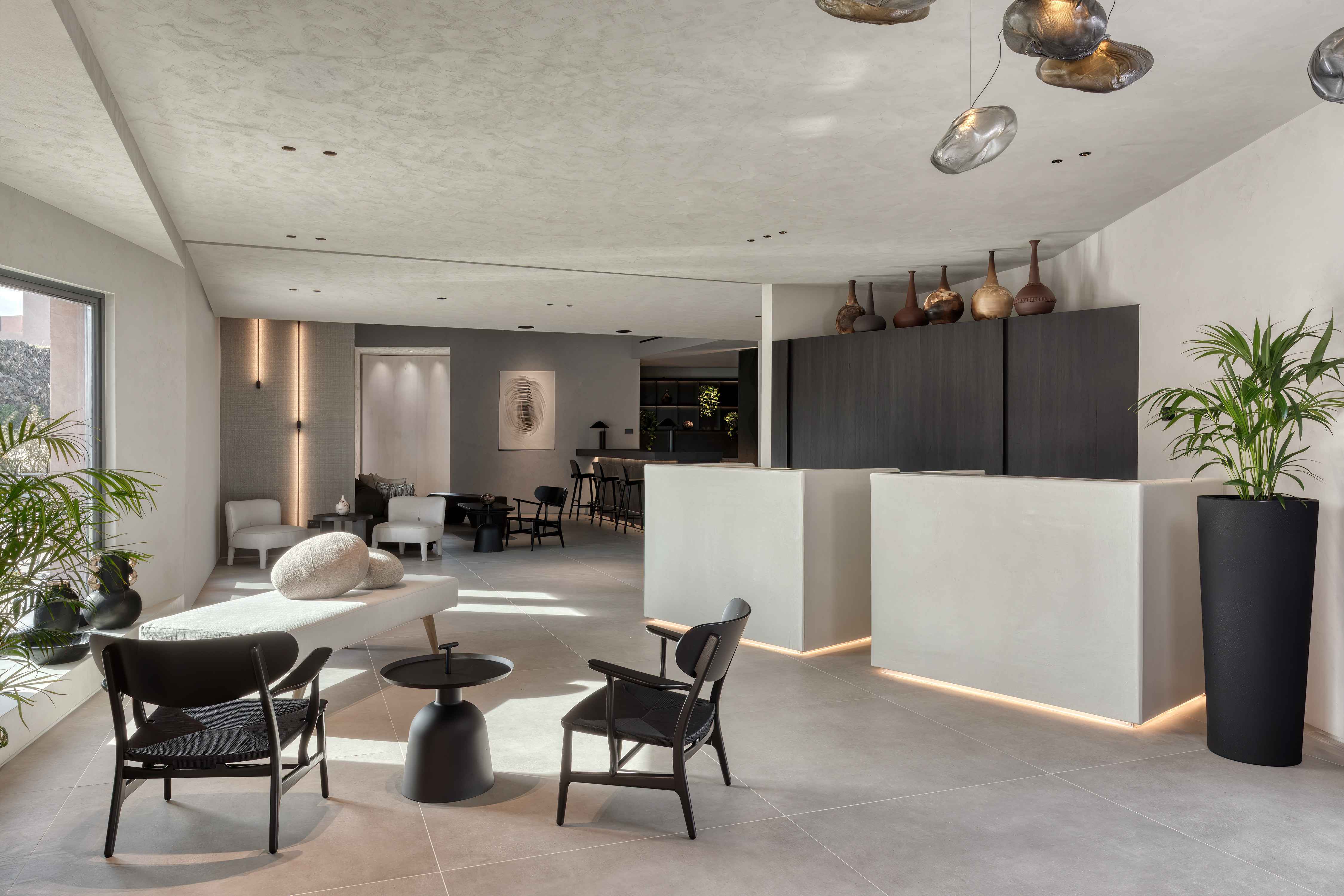 Domes Novos Santorini Autograph Collection