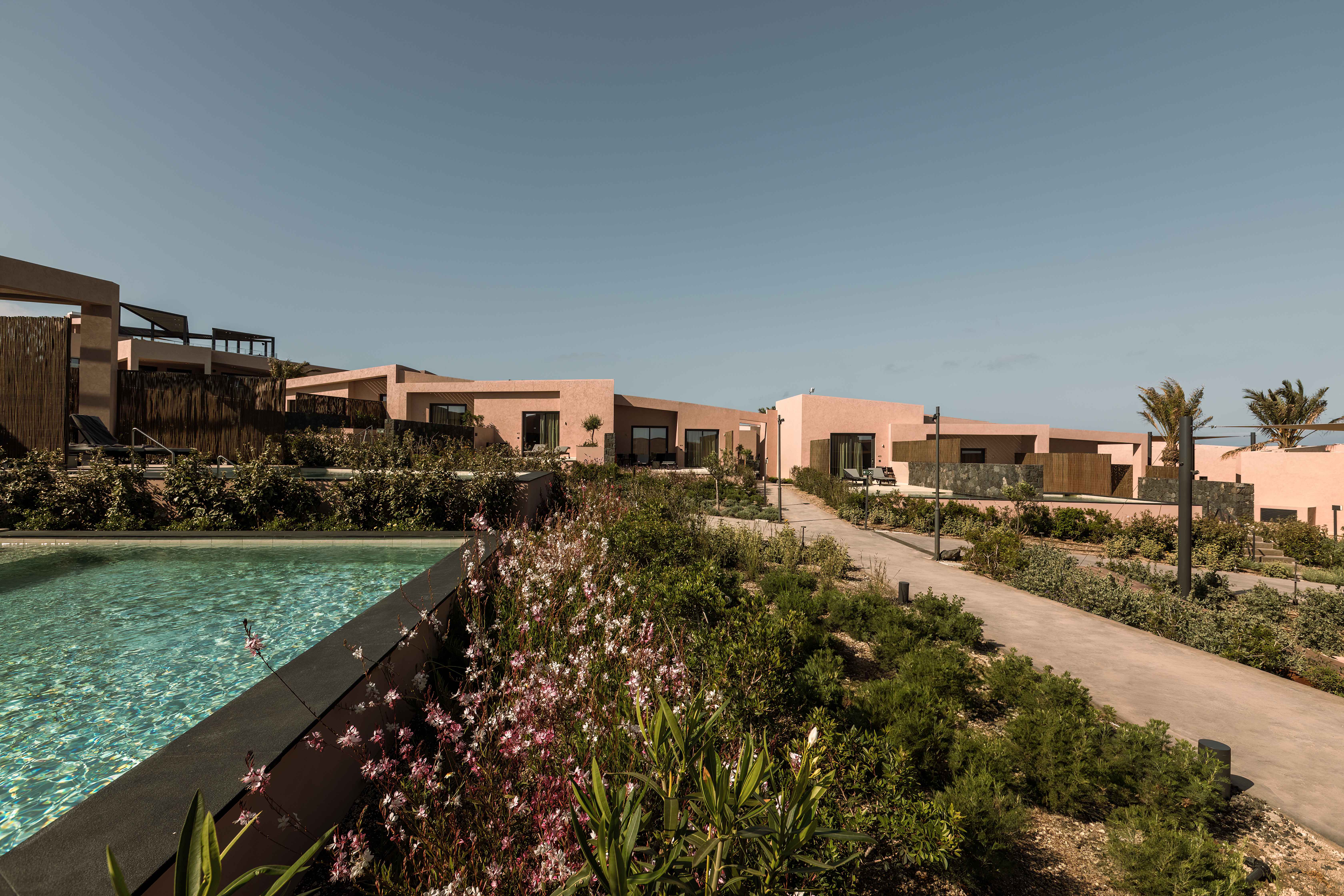 Domes Novos Santorini Autograph Collection