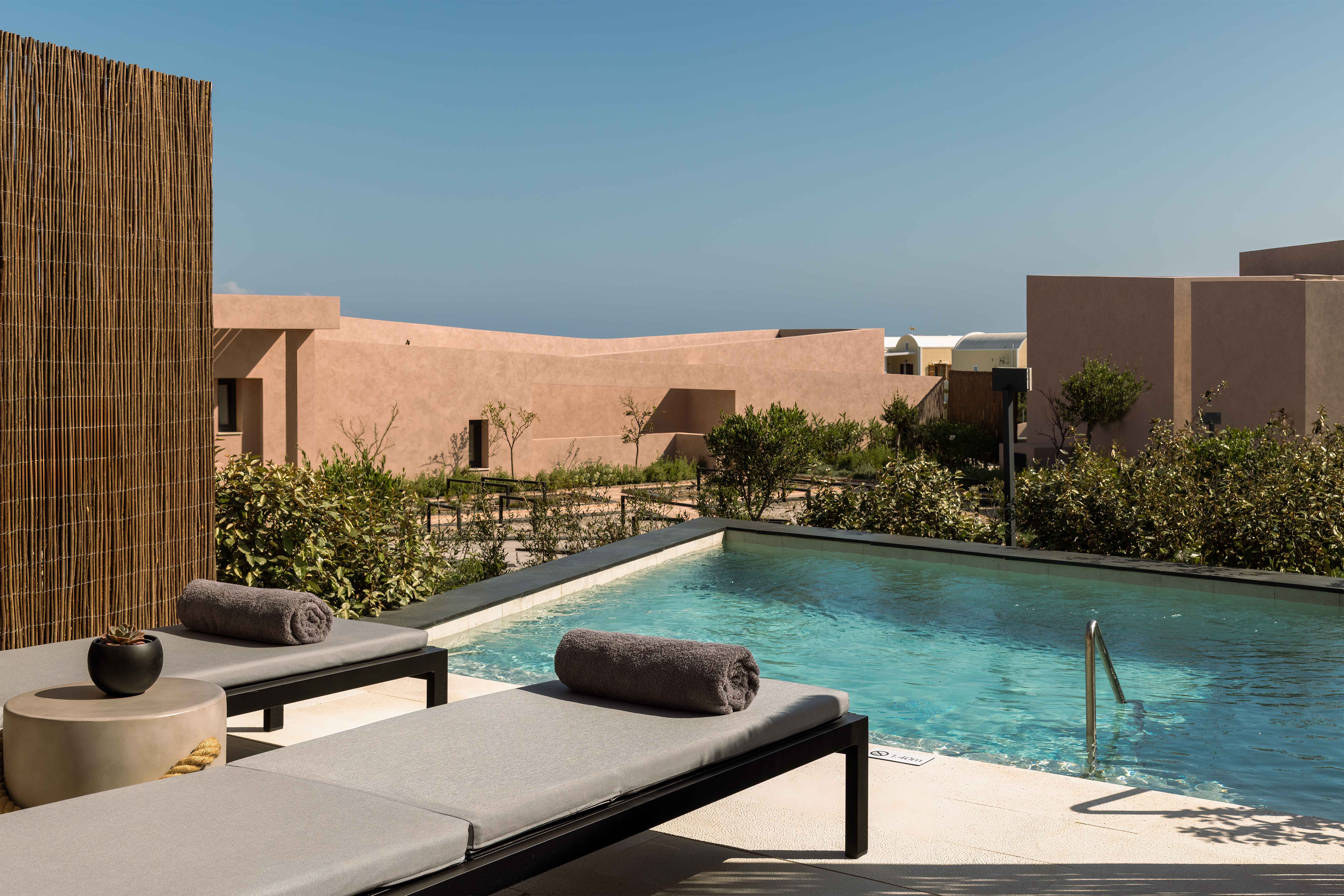 Domes Novos Santorini Autograph Collection