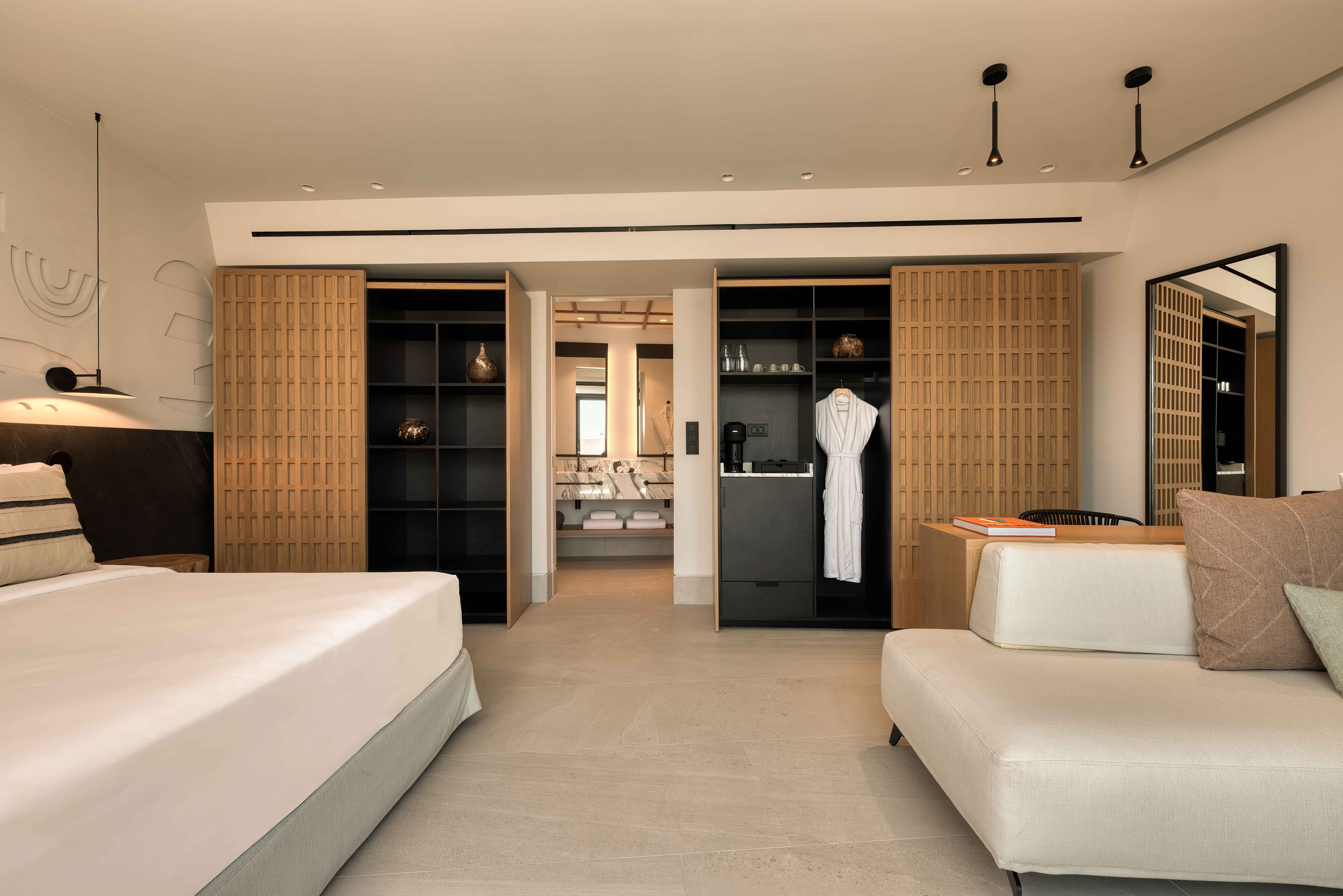 Domes Novos Santorini Autograph Collection