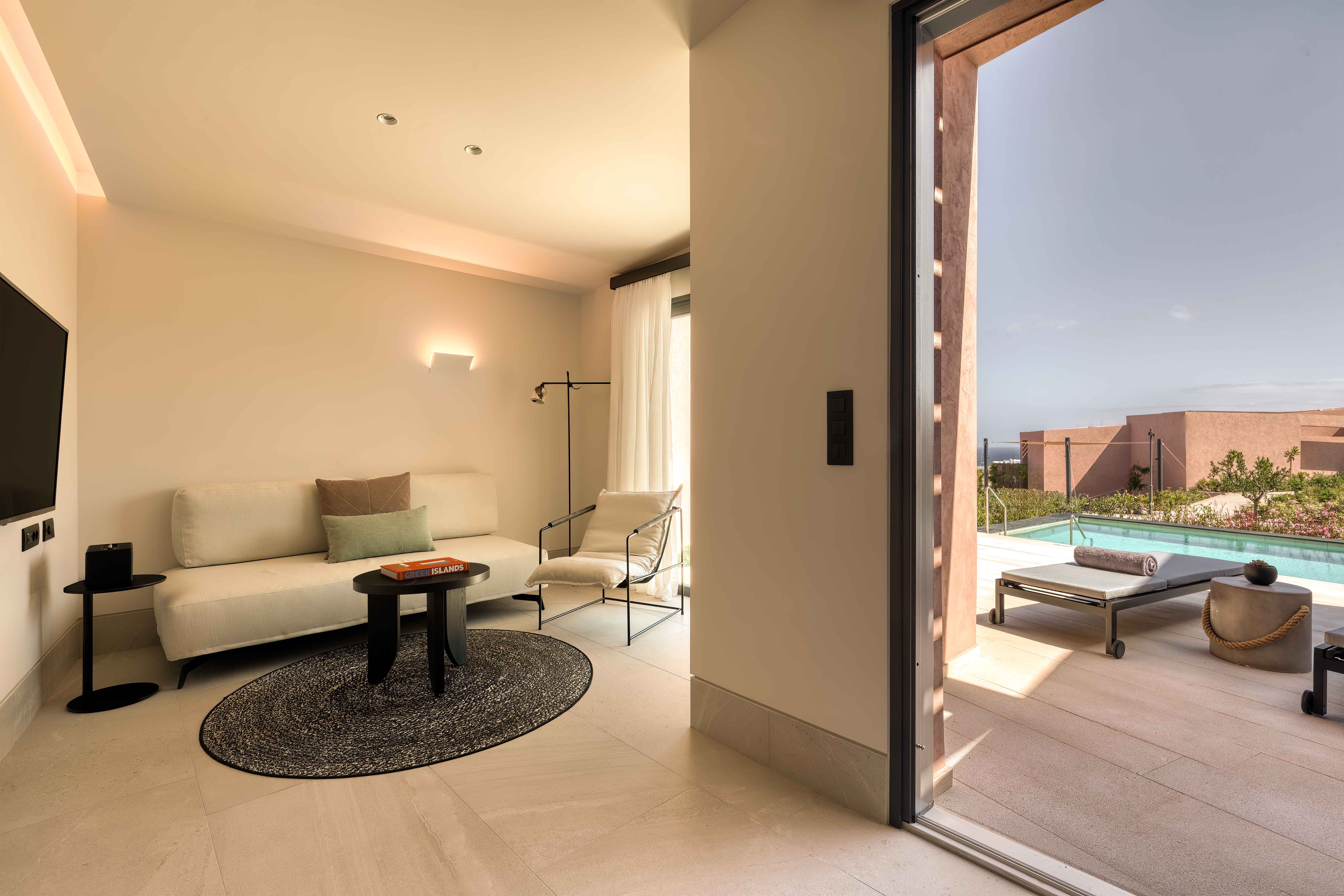 Domes Novos Santorini Autograph Collection