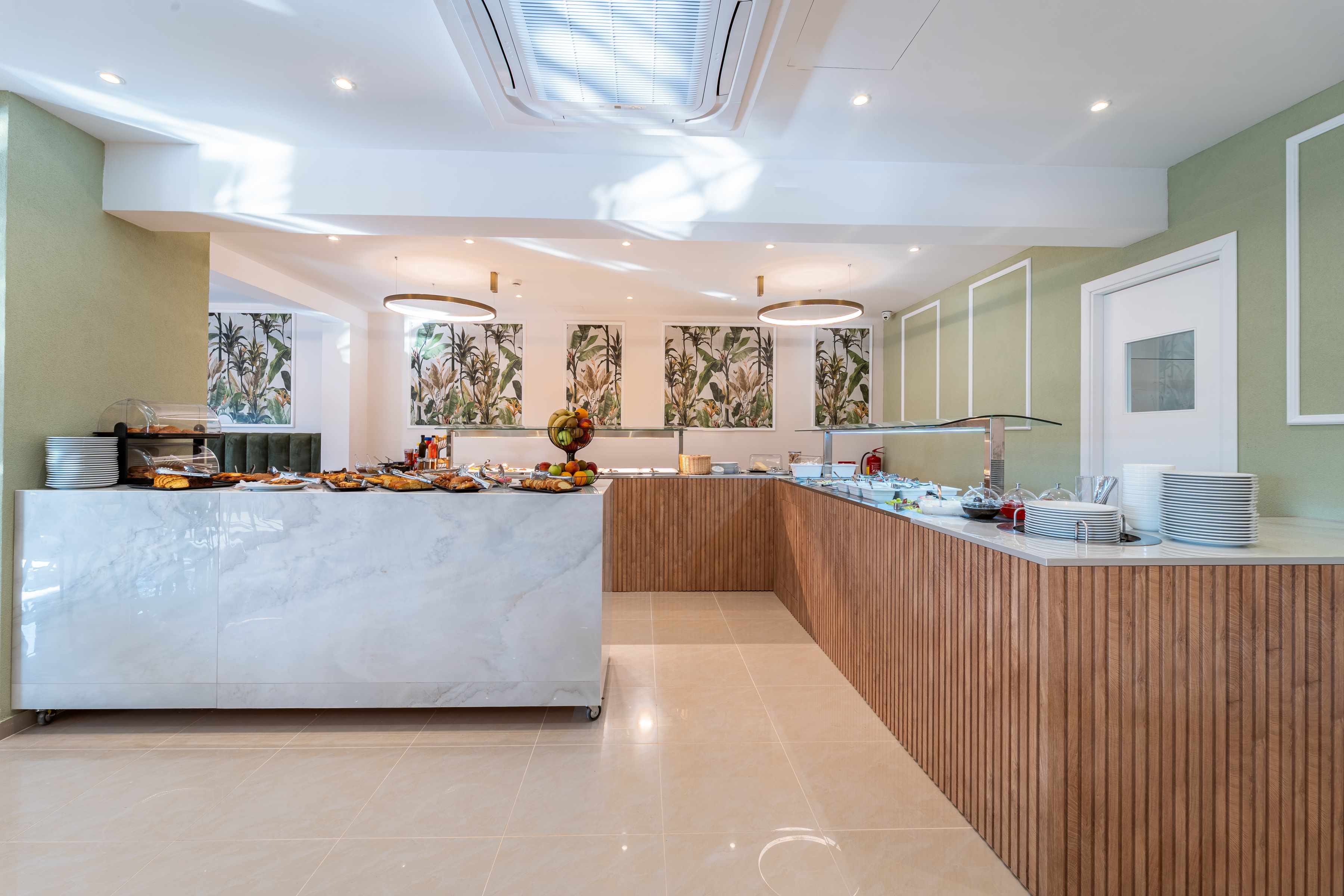 Philia Center Suites imagine 61