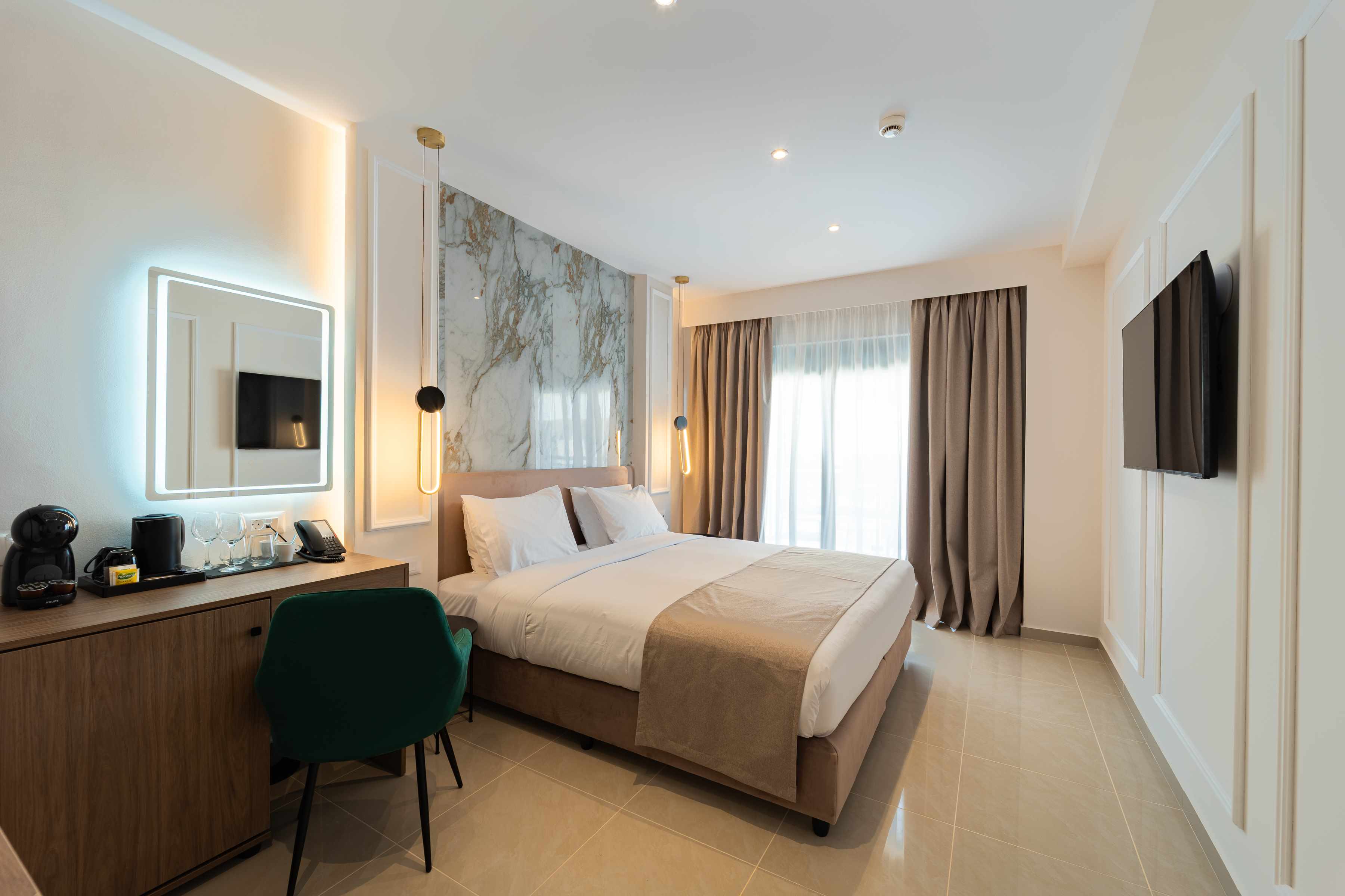 Philia Center Suites imagine 76