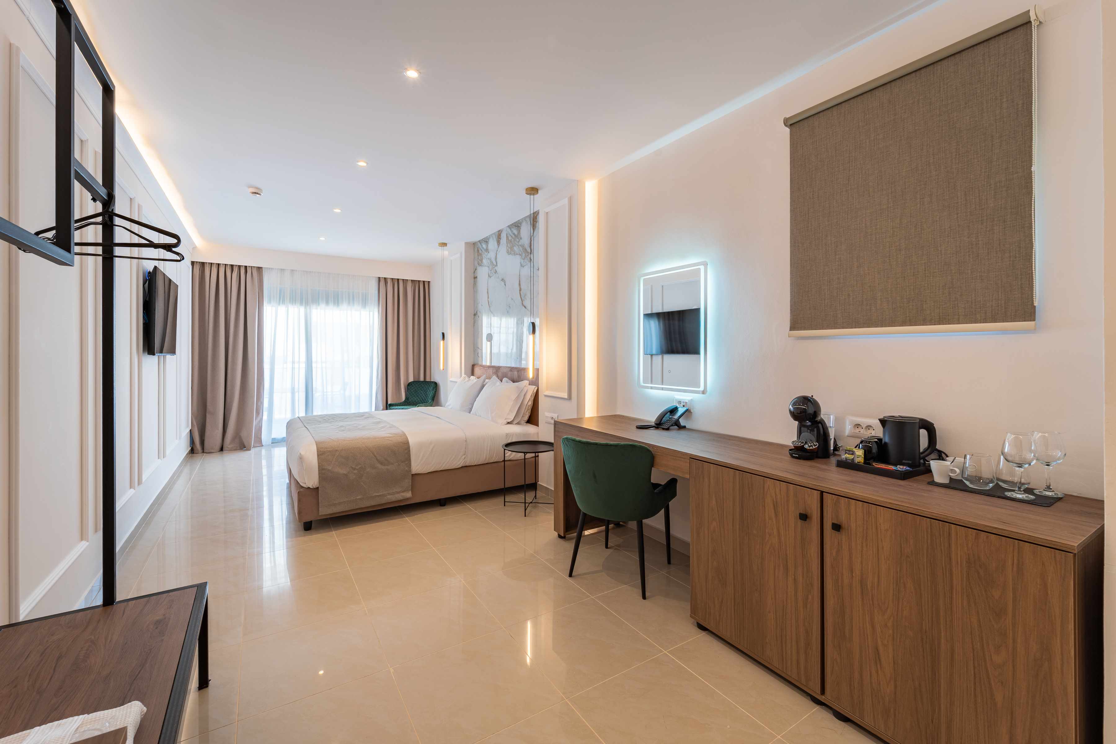 Philia Center Suites imagine 51