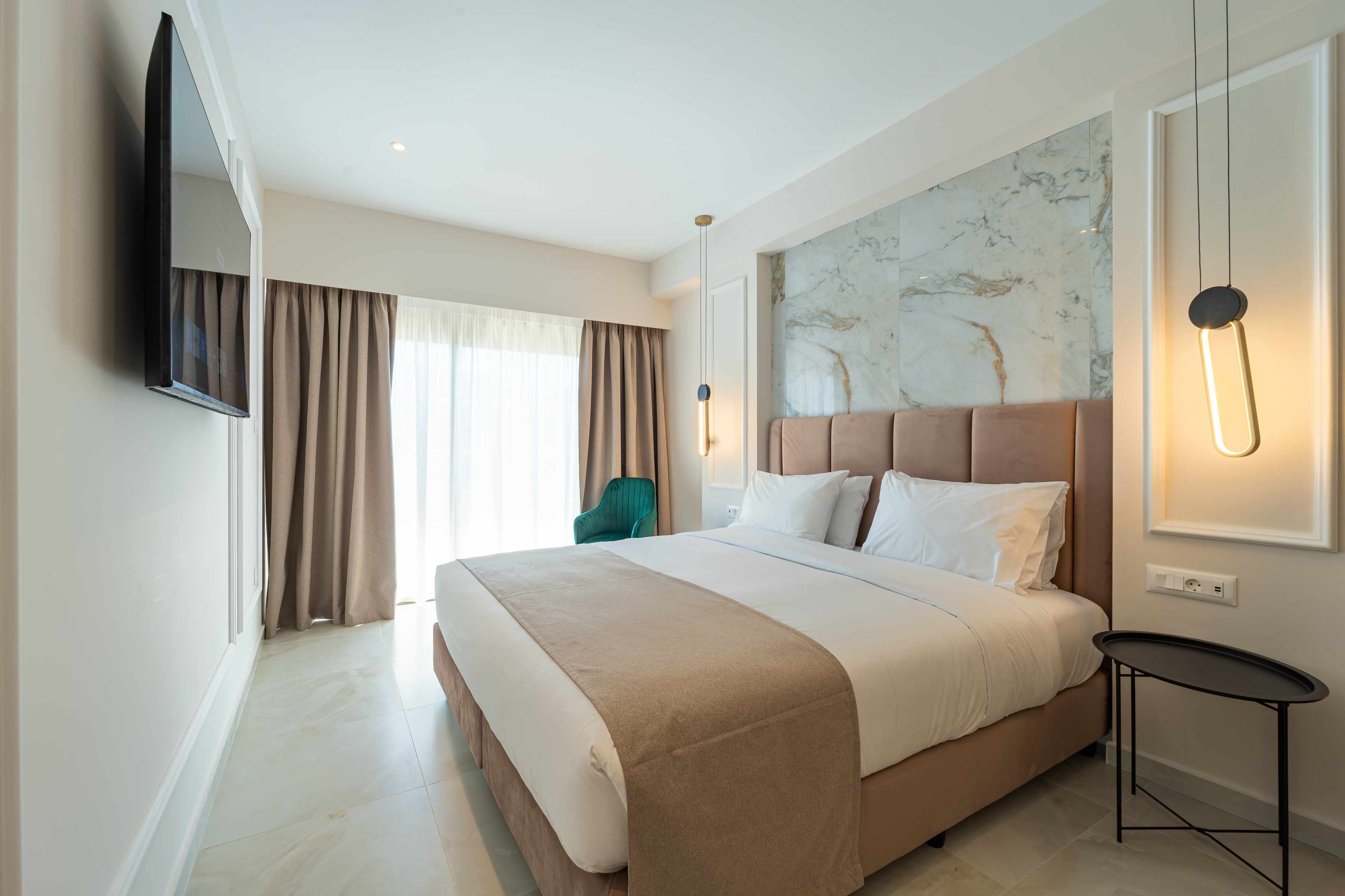 Philia Center Suites imagine 38