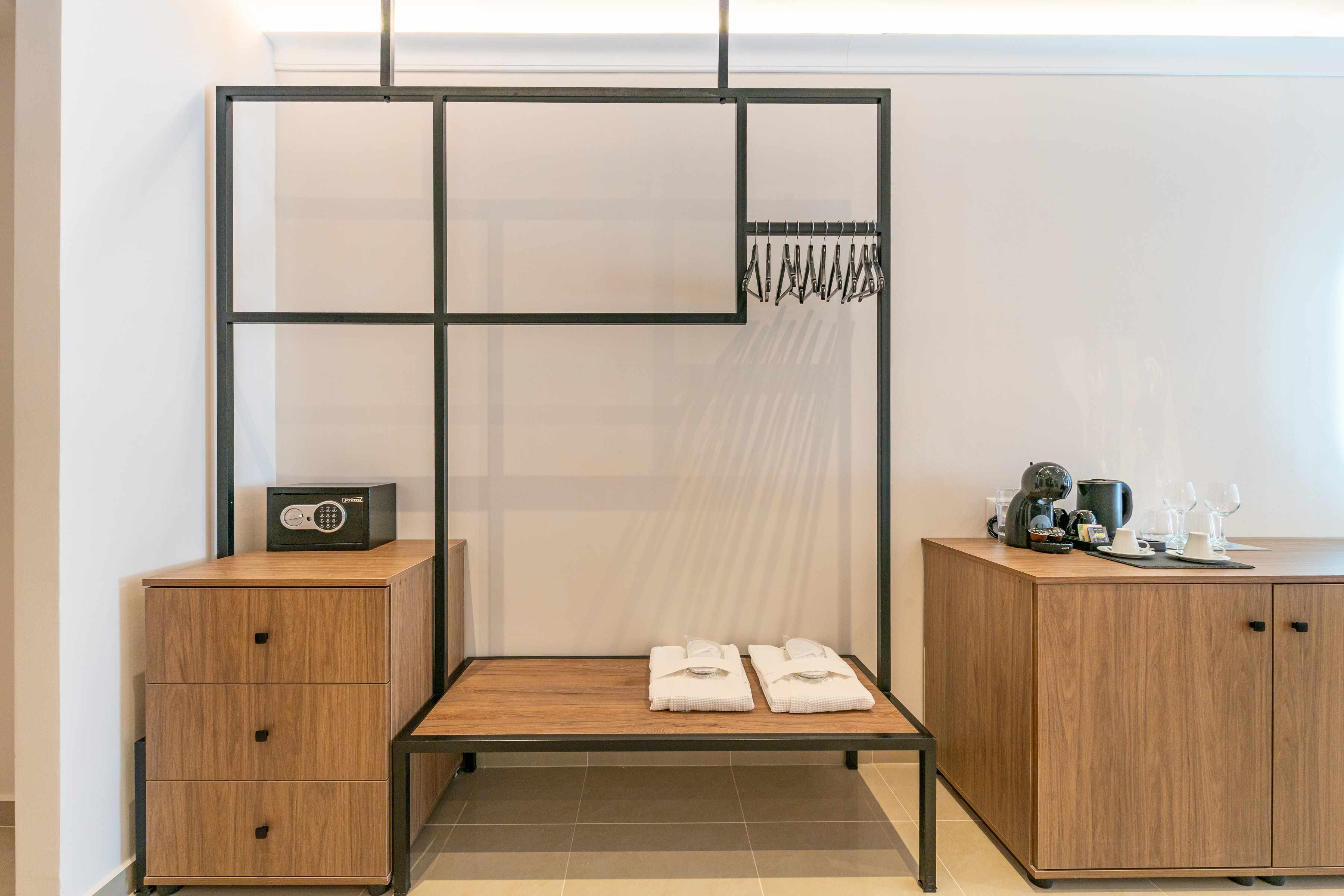 Philia Center Suites imagine 60