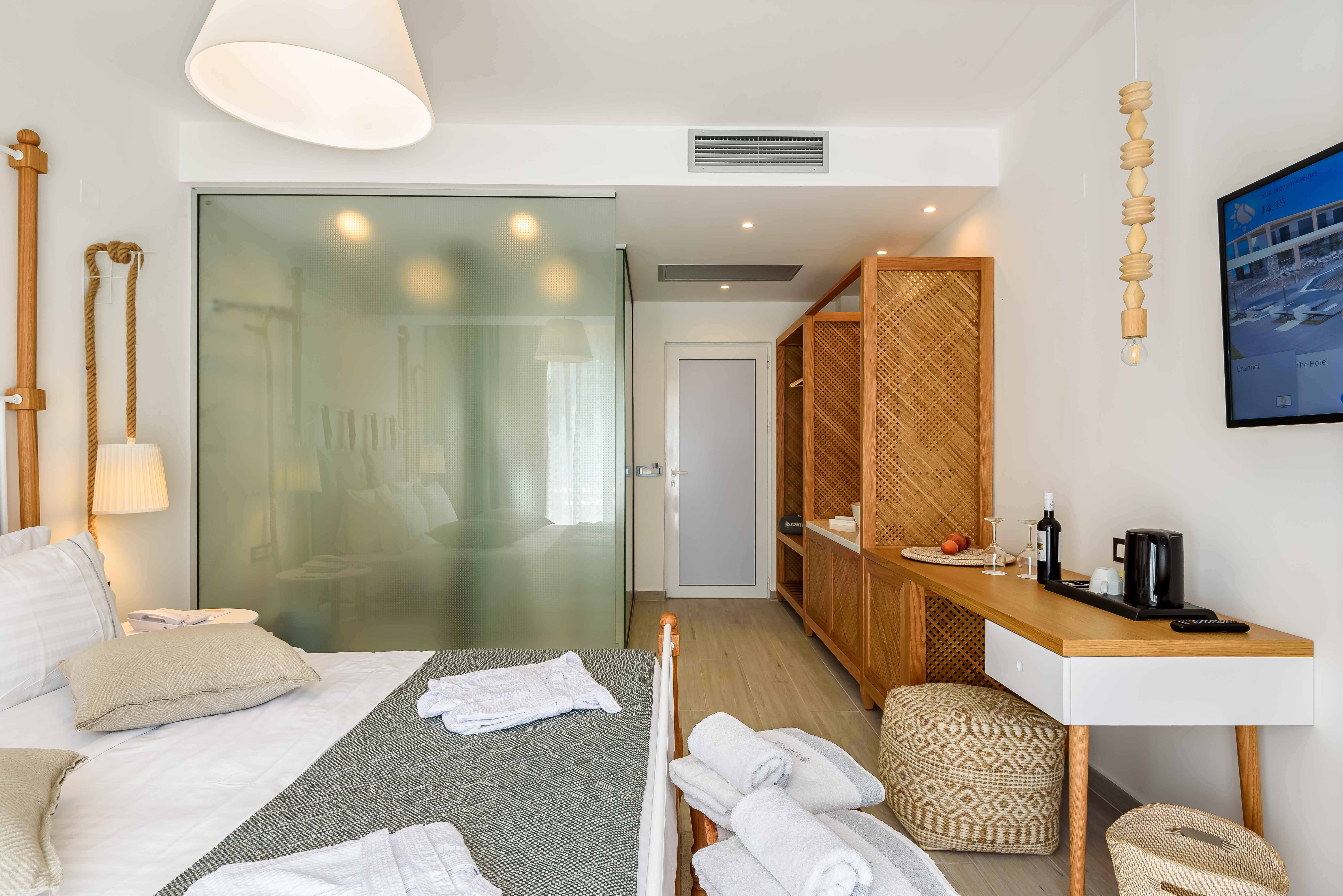 Solimar White Pearl Crete 