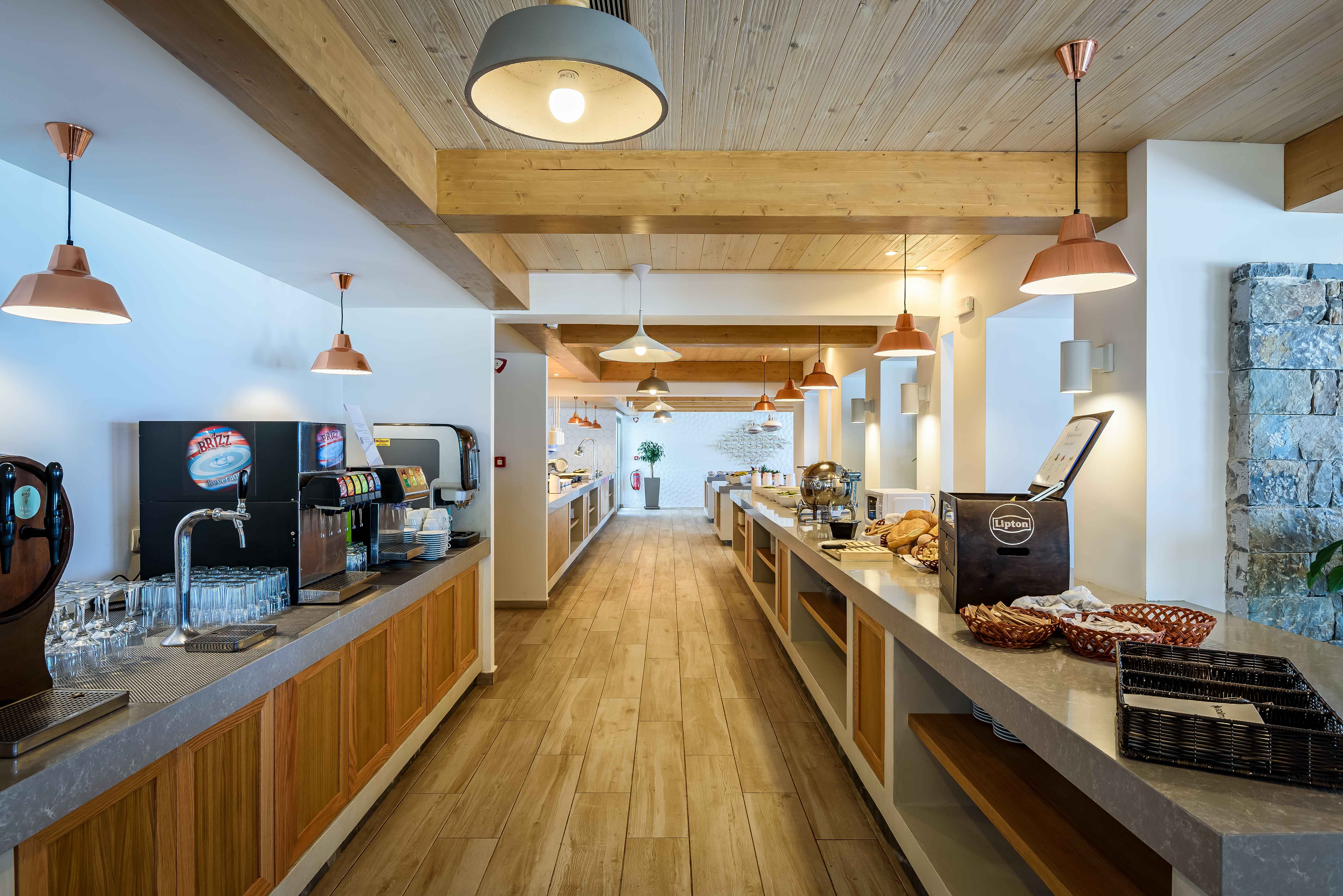 Solimar White Pearl Crete 